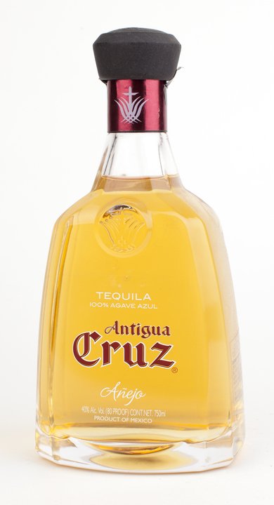 Antigua Cruz Añejo Tequila